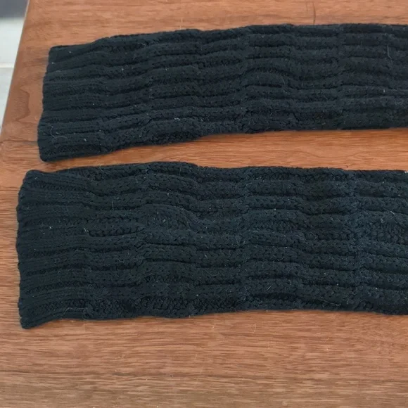 Black Cable Knit Ballet Leg Warmers - Picture 8 of 8